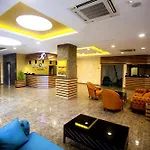 Hotel The Rise Aron Business Merter Istanbul