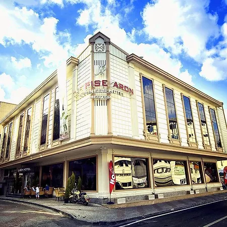 Hotell The Rise Aron Business Merter