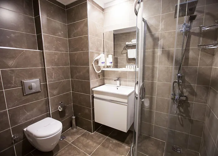 The Rise Aron Business Merter