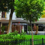 Hotel The Rise Aron Business Merter 3*